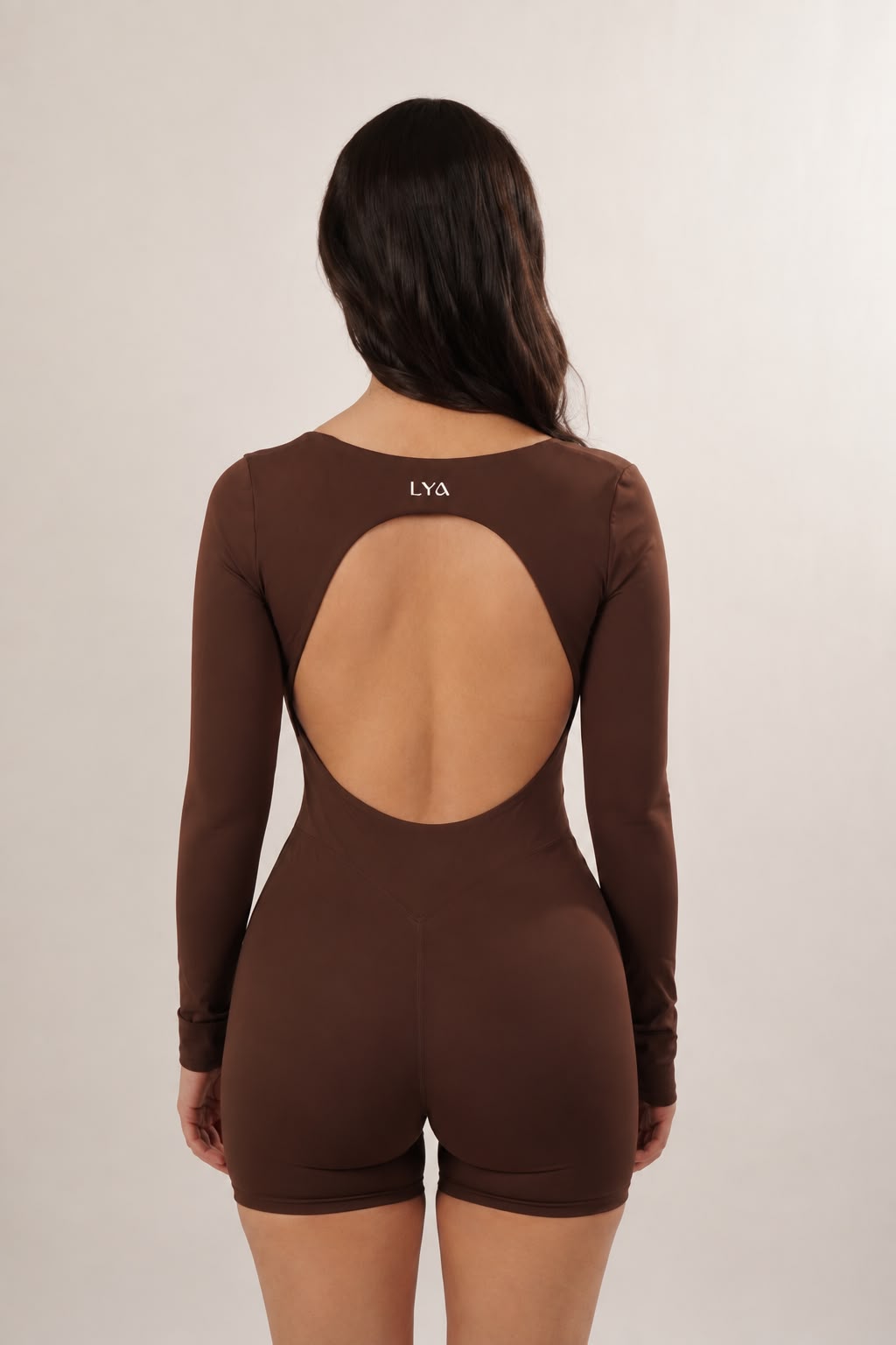 Enterito corset deportivo Aura en chocolate de LYA Studio, vista 2