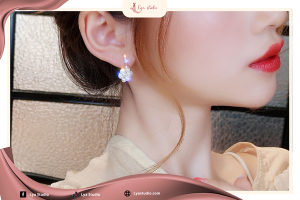 Phụ kiện phối với váy ren- bông tai