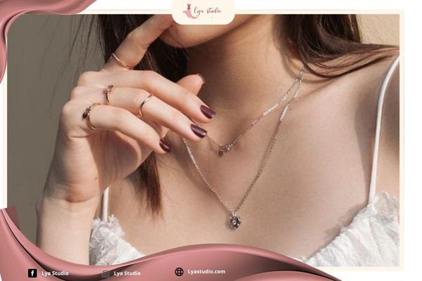 Cách phối đồ đẹp cho nữ đi chơi: Phụ kiện